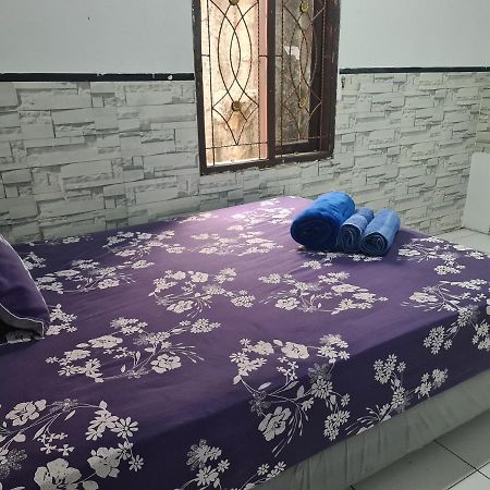 Kampung Istal Villa Pamijahan Богор Екстер'єр фото